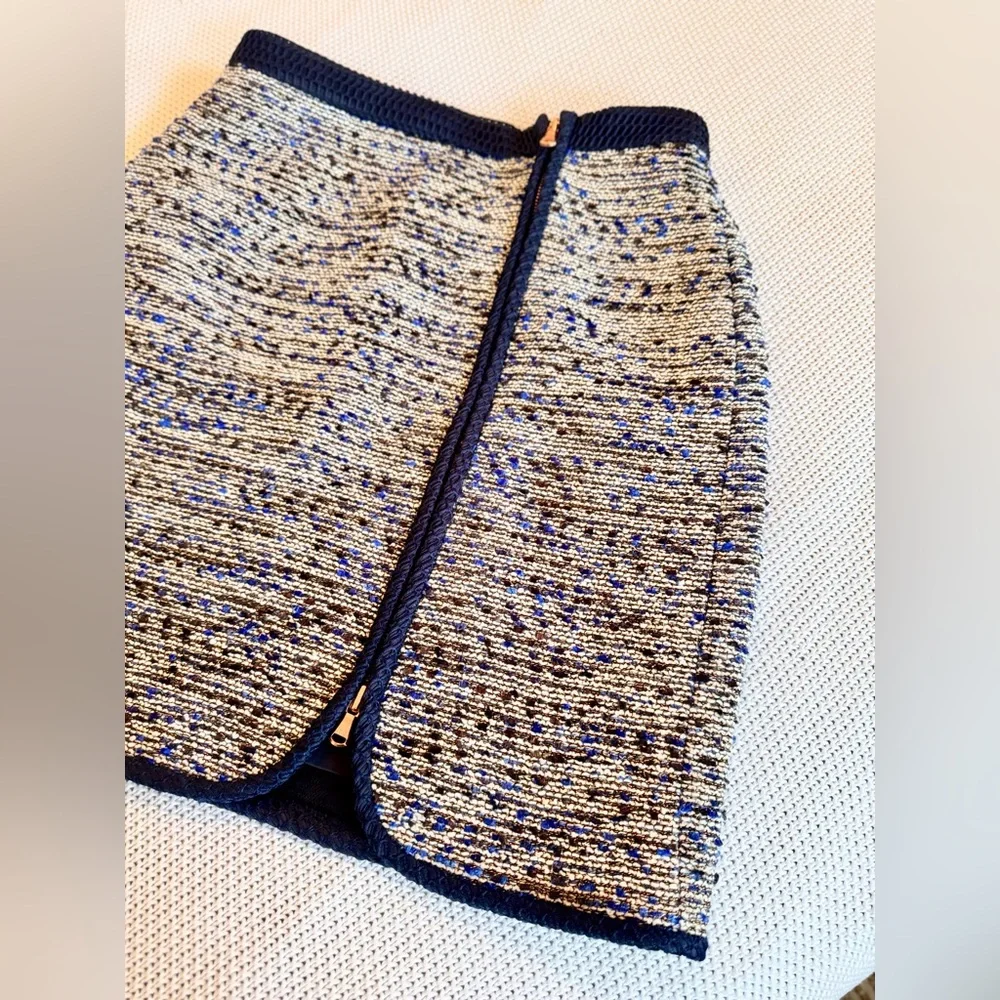 J. CREW Navy Tweed Skirt w Gold Zipper Front Slit
